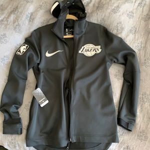 Lakers Nike Therma Jacket - Platinum Edition